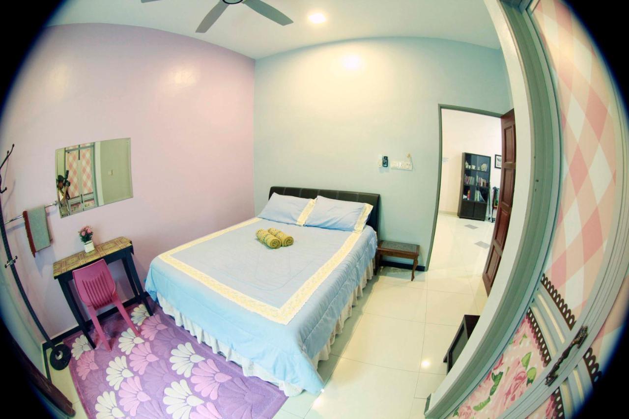 Twin Castle Homestay Kuala Pilah Luaran gambar