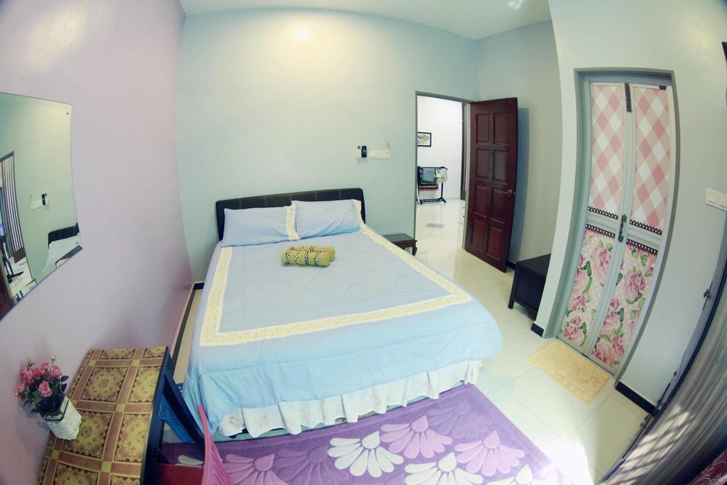 Twin Castle Homestay Kuala Pilah Luaran gambar