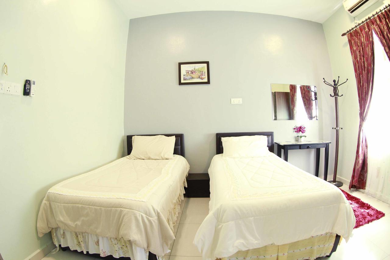 Twin Castle Homestay Kuala Pilah Luaran gambar