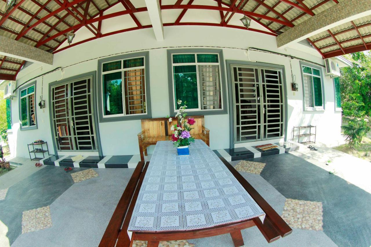 Twin Castle Homestay Kuala Pilah Luaran gambar